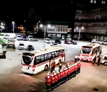 Ratownicy górniczy z Centralnej Stacji Ratownictwa Górniczego S.A. na defiladzie w Katowicach